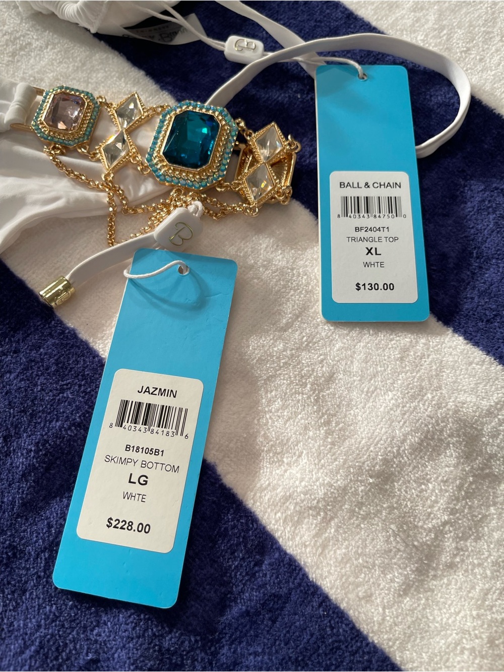 NWT beach bunny bikini ball and chain top and Jazmine bottoms XL/L set - Picture 11 of 11